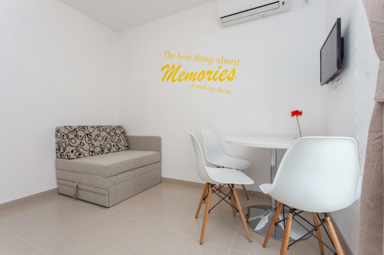 Apartmani Memories I 바슈카 외부 사진