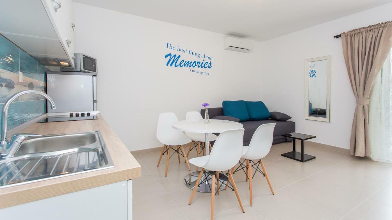 Apartmani Memories I 바슈카 외부 사진