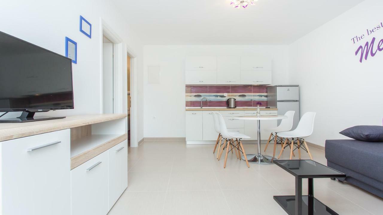 Apartmani Memories I 바슈카 외부 사진